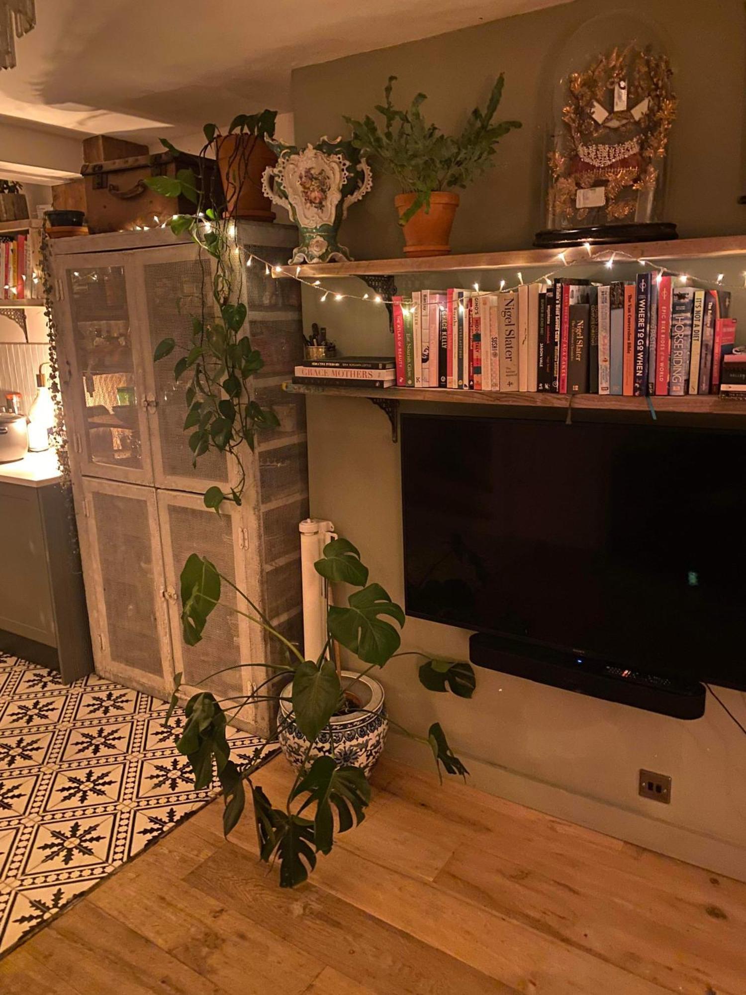 Stylish & Cosy Boutique Townhouse 1 Bedroom, 1 Sofa Bed - Sleeps 4 クライストチャーチ エクステリア 写真